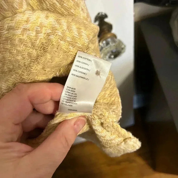 NOT AVAILABLE - Picture 4 of 5